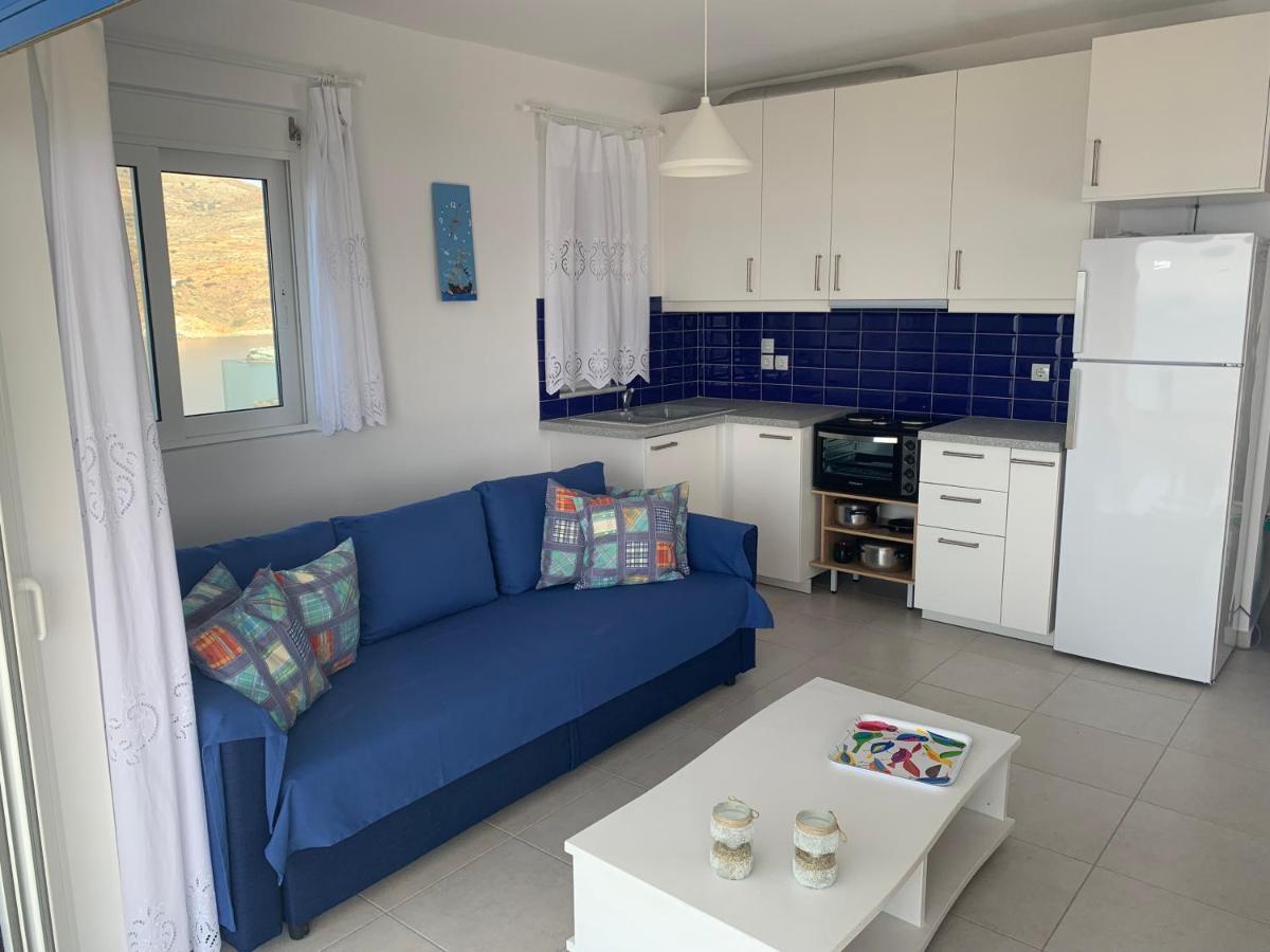 On The Rocks Apartment การิสโตส ภายนอก รูปภาพ